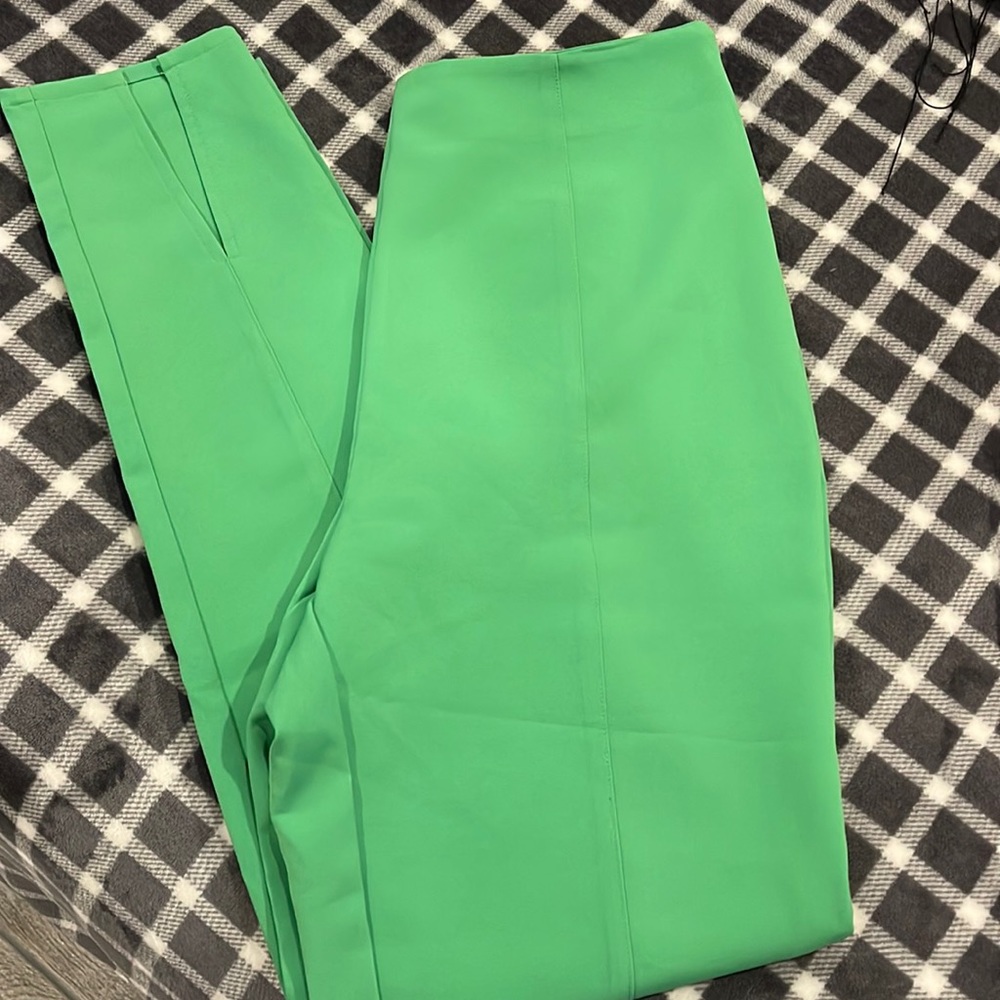 Forever 21 dress pants. Green beautiful color